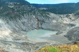 Kawah Putih Tangkuban Perahu